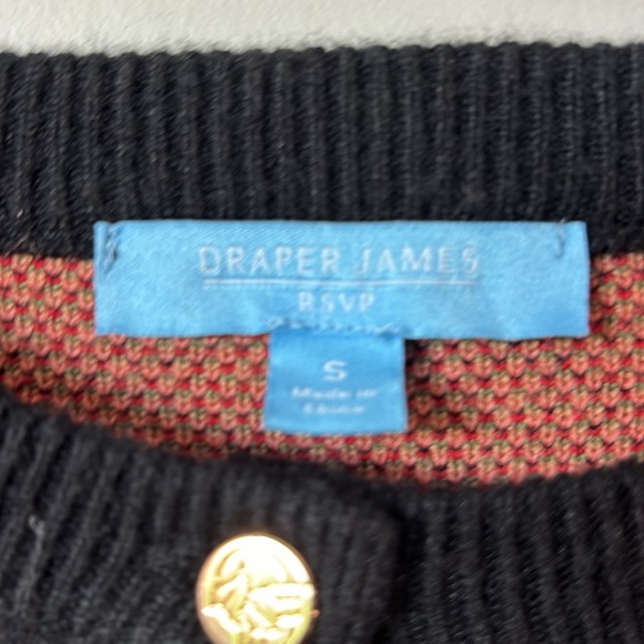 NEW! Draper James Rose Floral Cardigan Sweater Size Small Gold Buttons - Picture 3 of 9